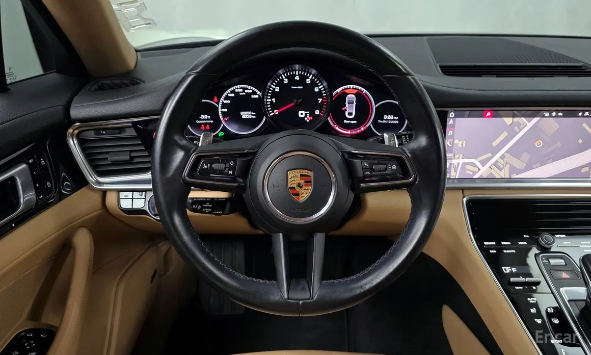 Фото 13 - Porsche Panamera