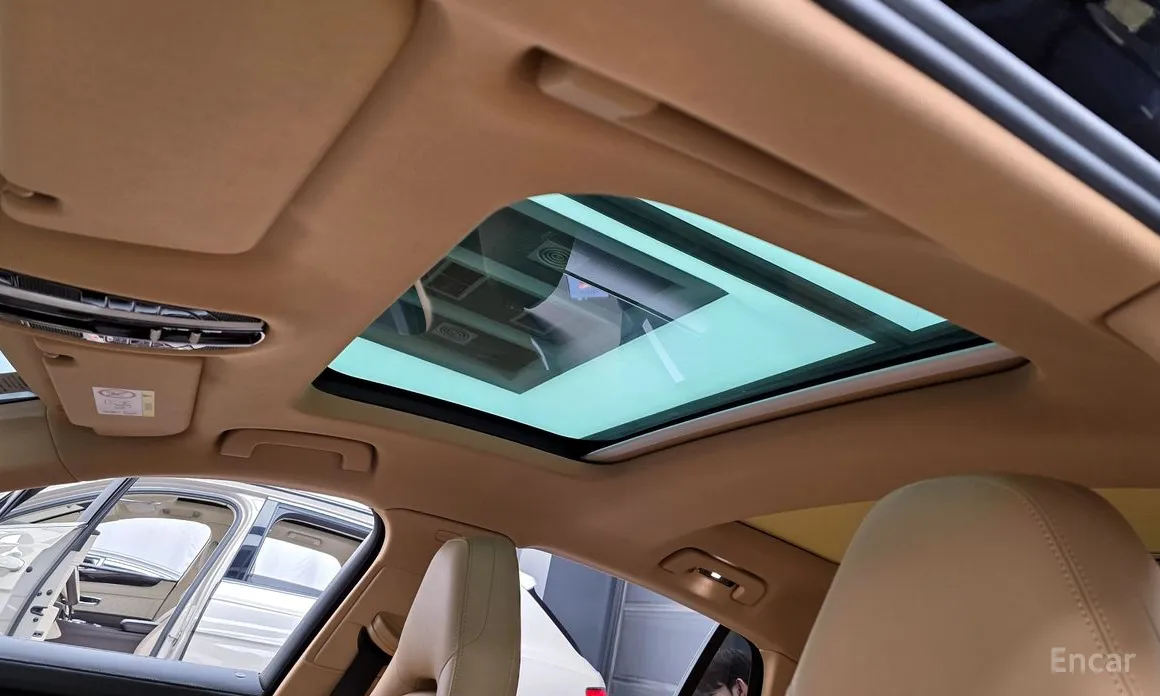 Фото 18 - Porsche Panamera