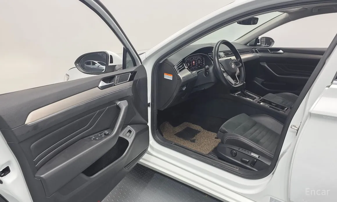 Фото 11 - Volkswagen Passat