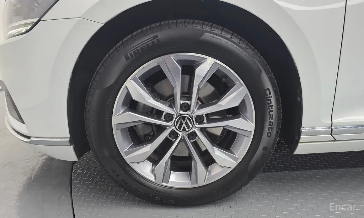 Фото 5 - Volkswagen Passat