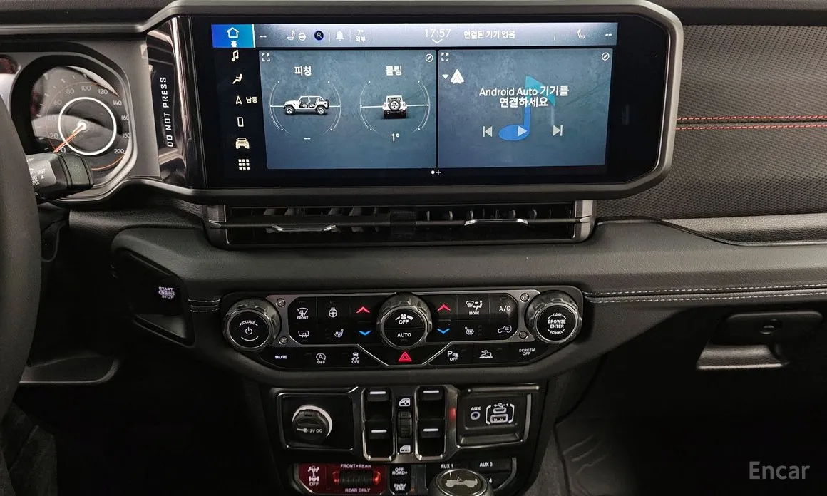 Фото 14 - Jeep Wrangler