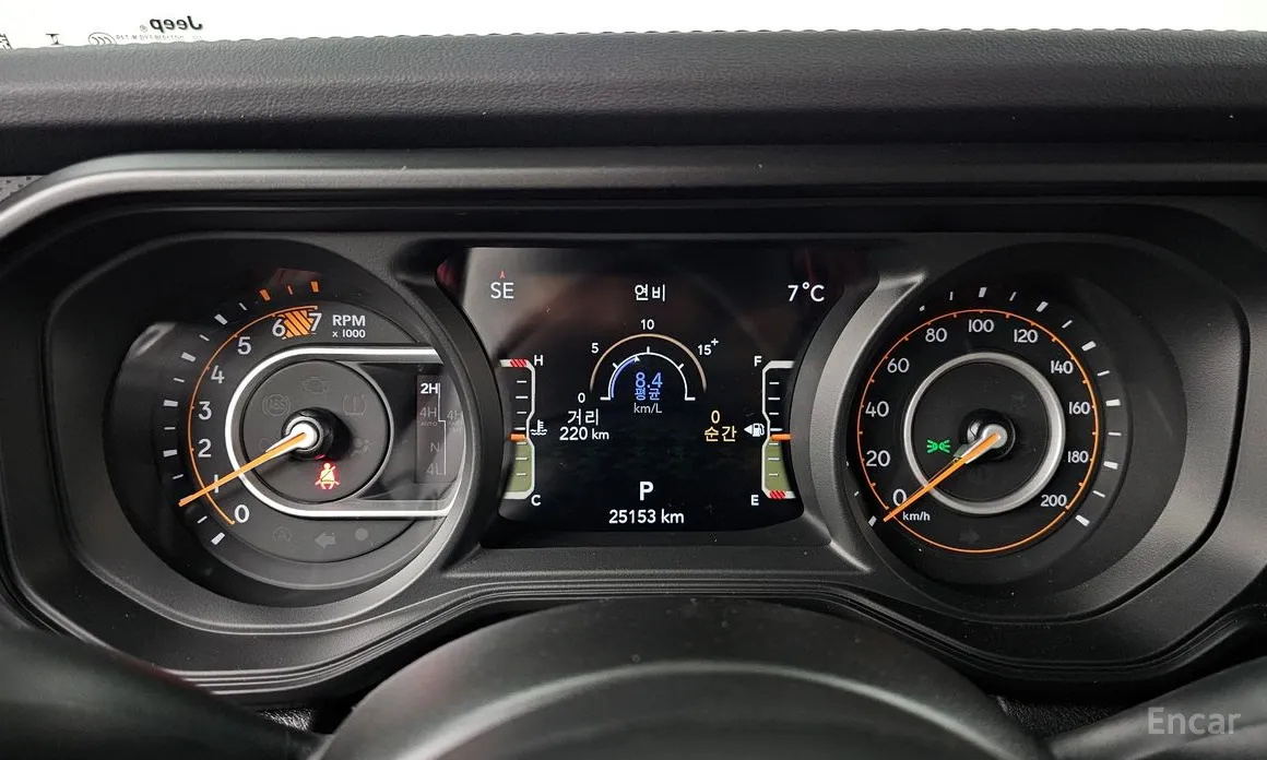 Фото 8 - Jeep Wrangler