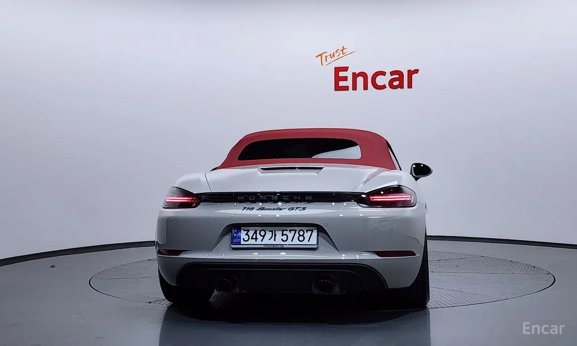 Фото 4 - Porsche 718