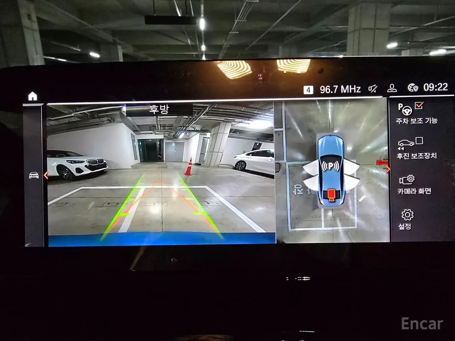 Фото 17 - BMW 8 Series