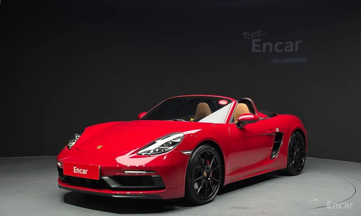 Фото 1 - Porsche 718