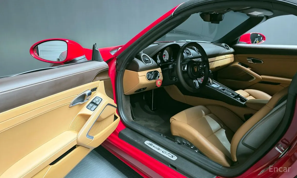 Фото 10 - Porsche 718