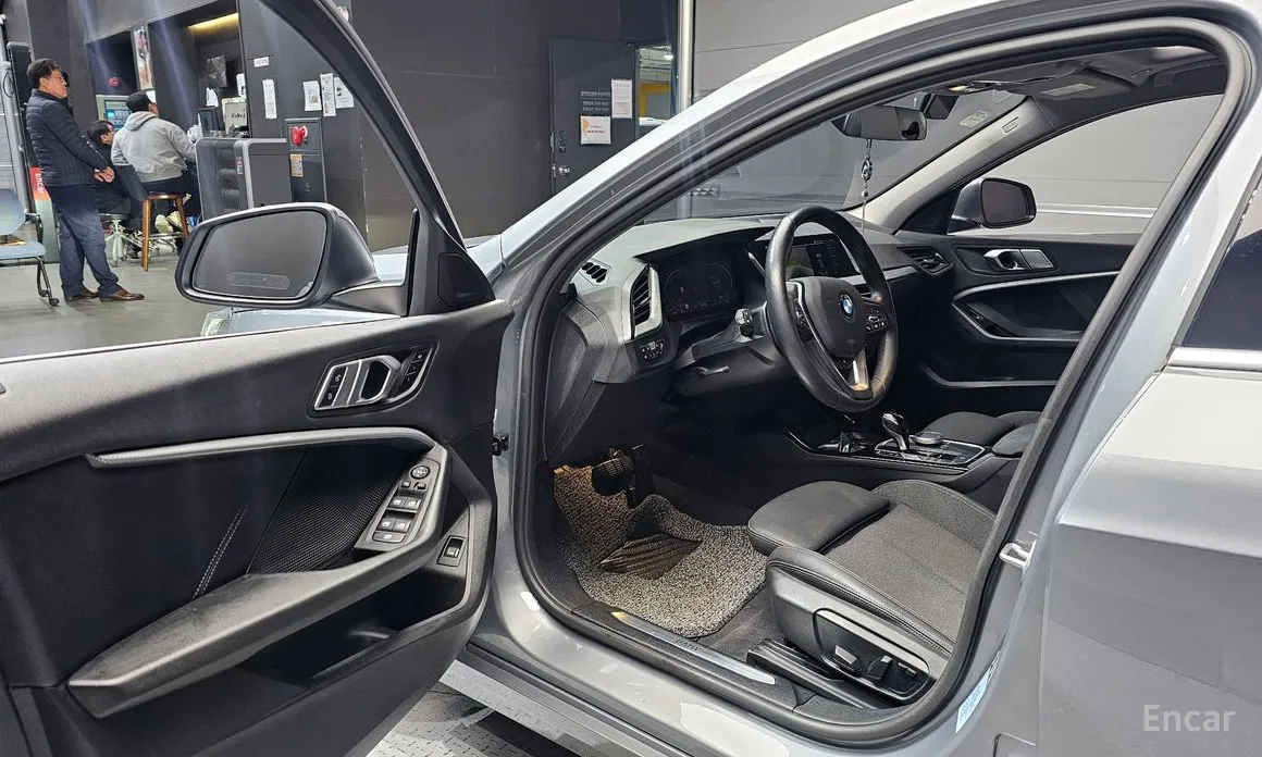 Фото 11 - BMW 1 Series