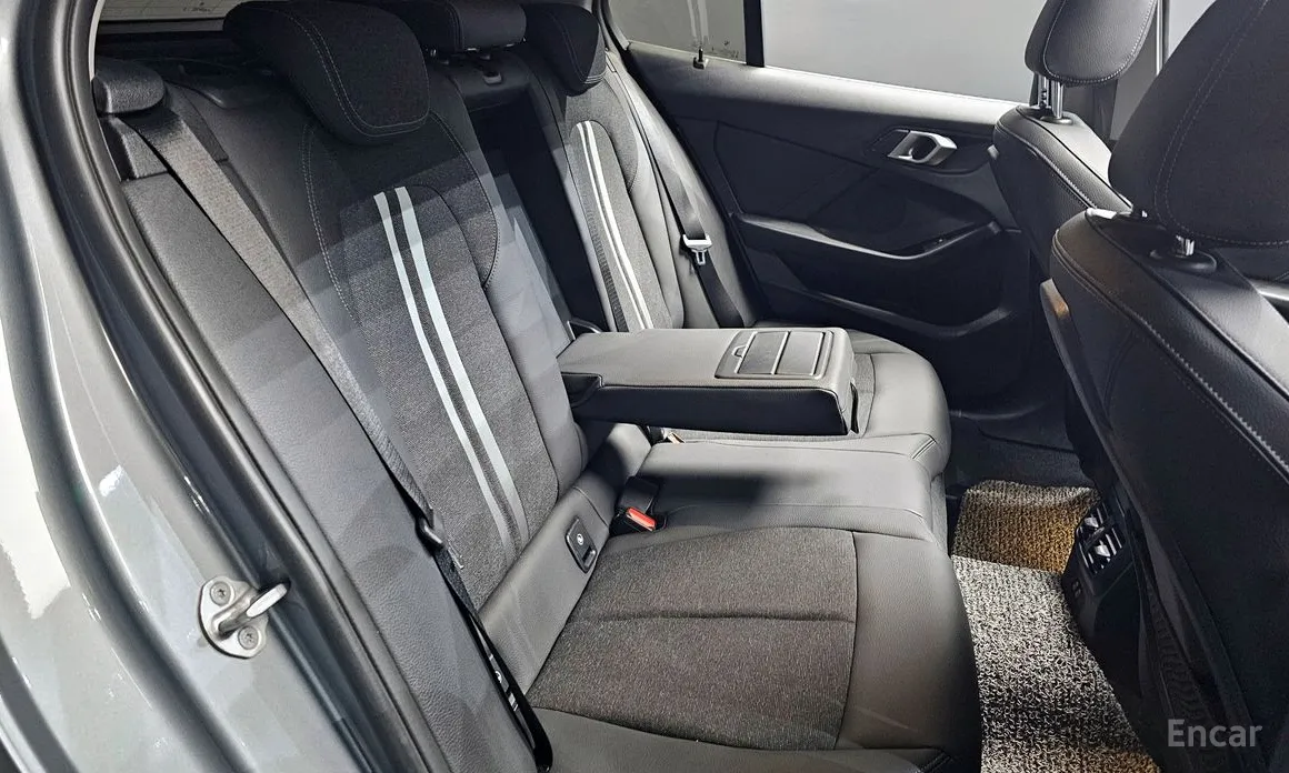 Фото 12 - BMW 1 Series