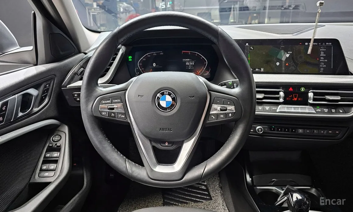 Фото 13 - BMW 1 Series