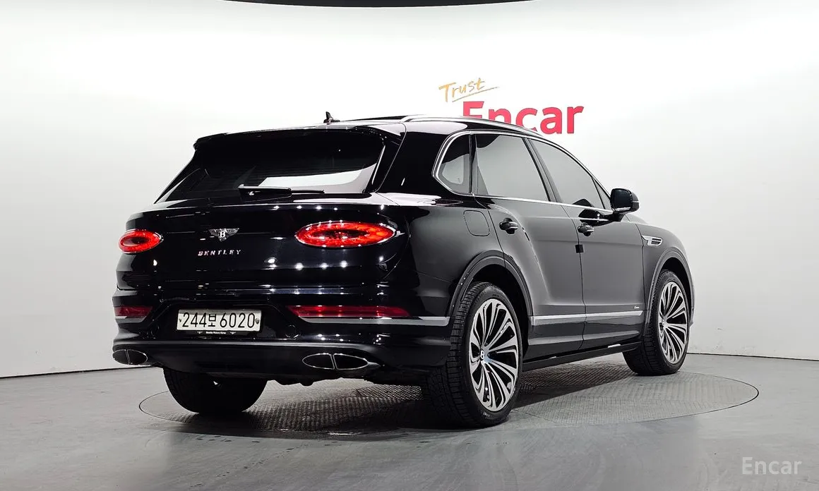 Фото 2 - Bentley Bentayga