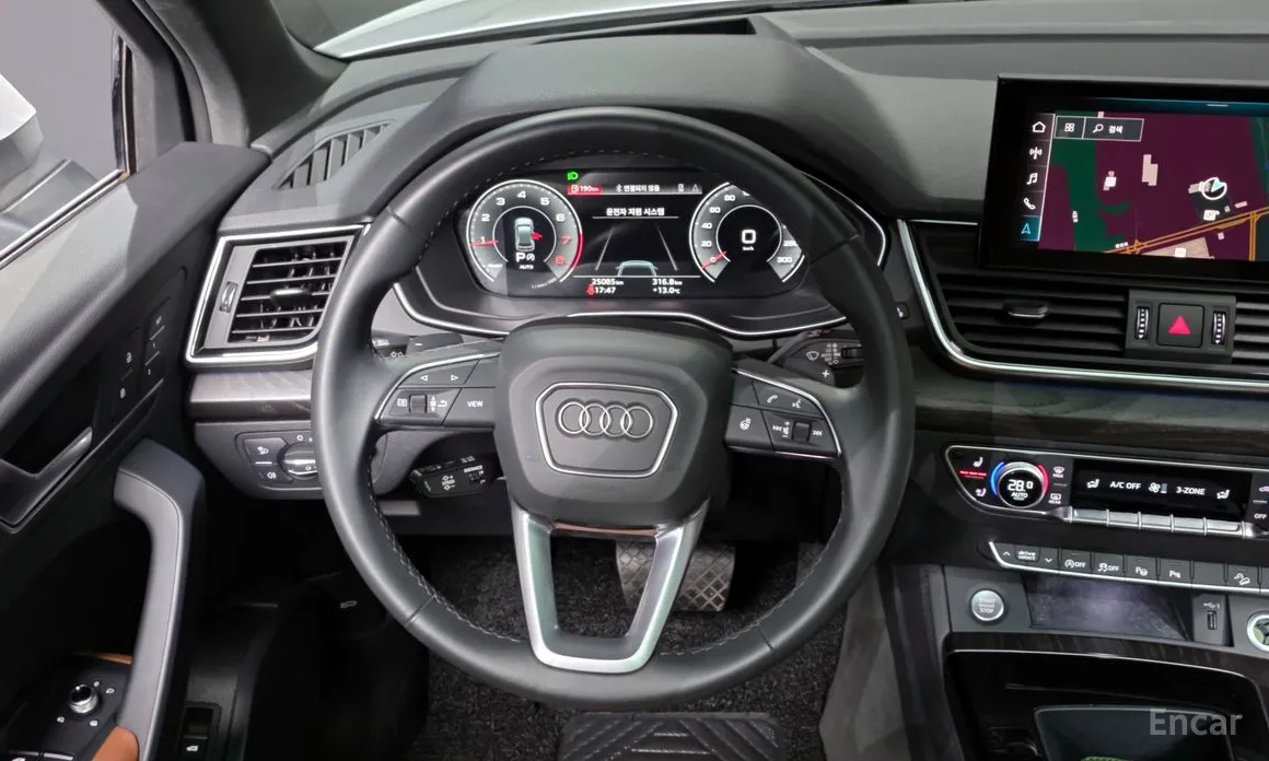 Фото 13 - Audi Q5