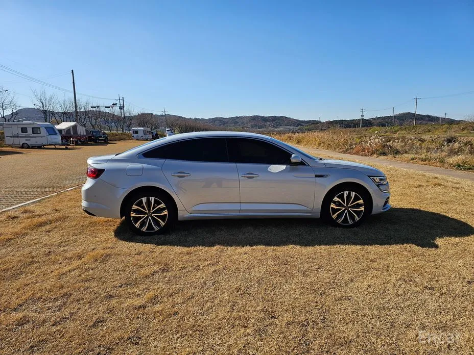 Фото 6 - Renault SM6