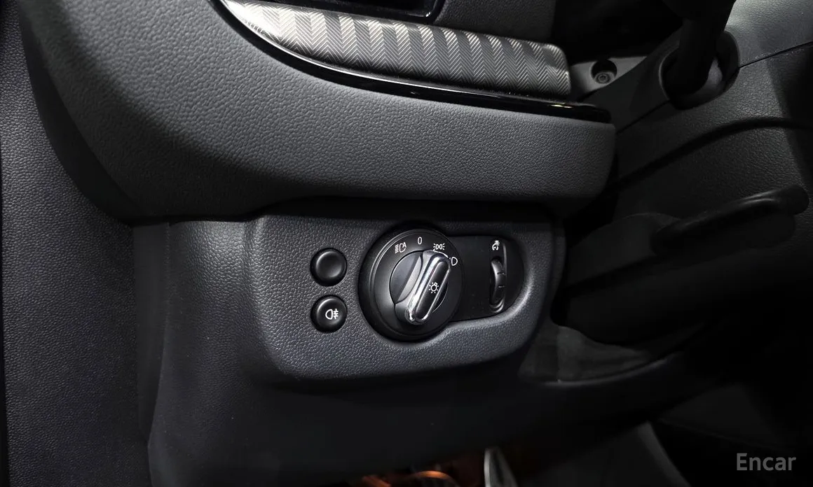 Фото 16 - Mini Clubman