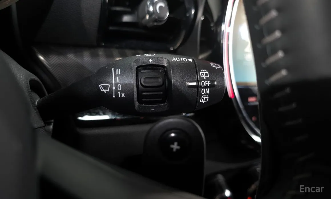 Фото 17 - Mini Clubman