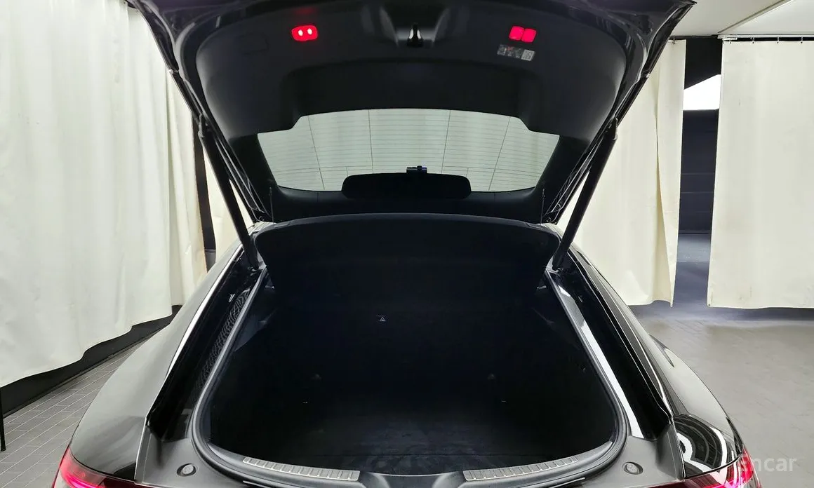 Фото 20 - Mercedes-Benz AMG GT