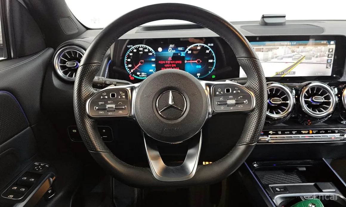 Фото 13 - Mercedes-Benz EQB