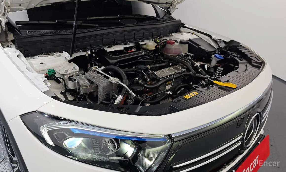 Фото 6 - Mercedes-Benz EQB