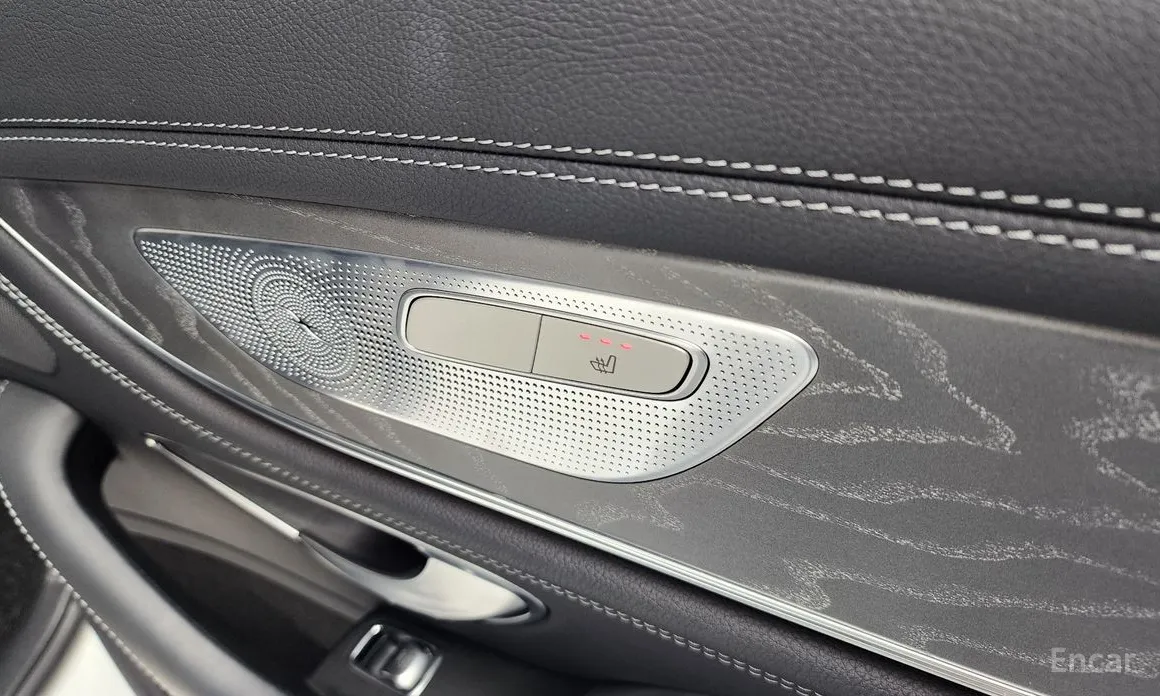 Фото 18 - Mercedes-Benz CLS-Class