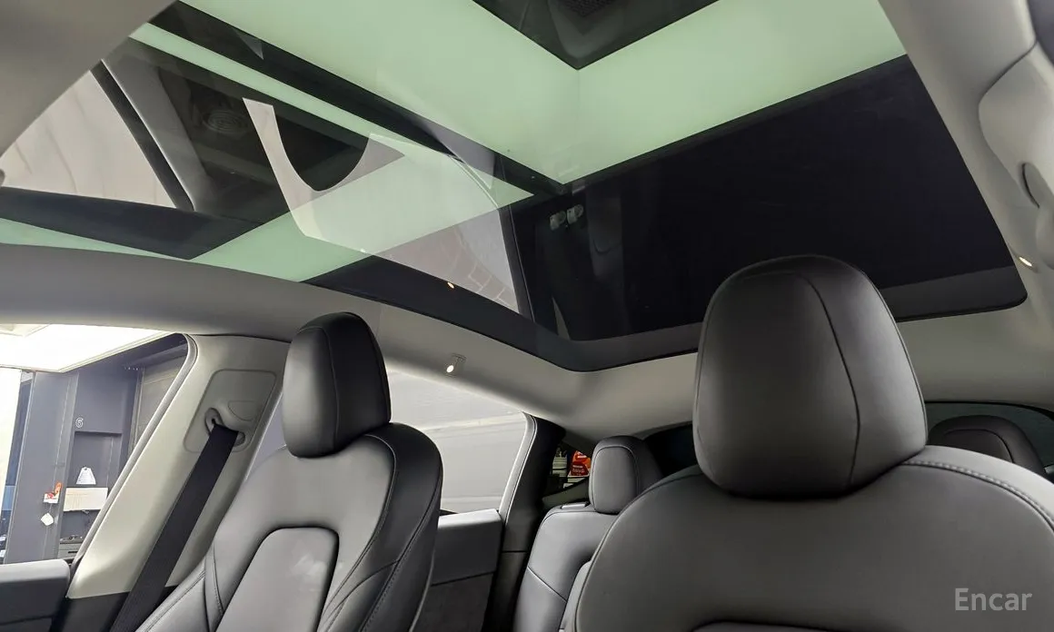 Фото 18 - Tesla Model Y