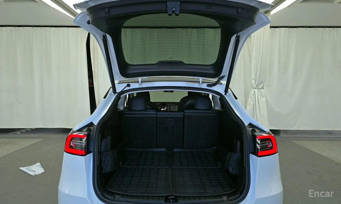 Фото 20 - Tesla Model Y