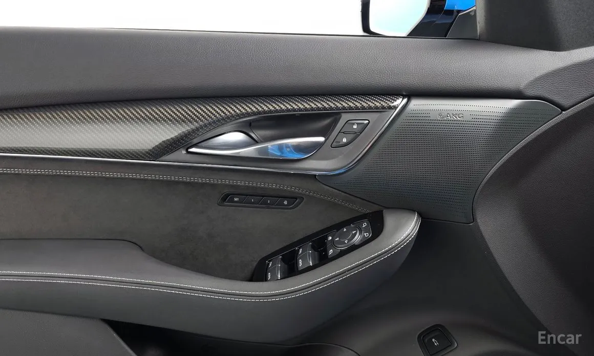 Фото 18 - Cadillac CT5-V