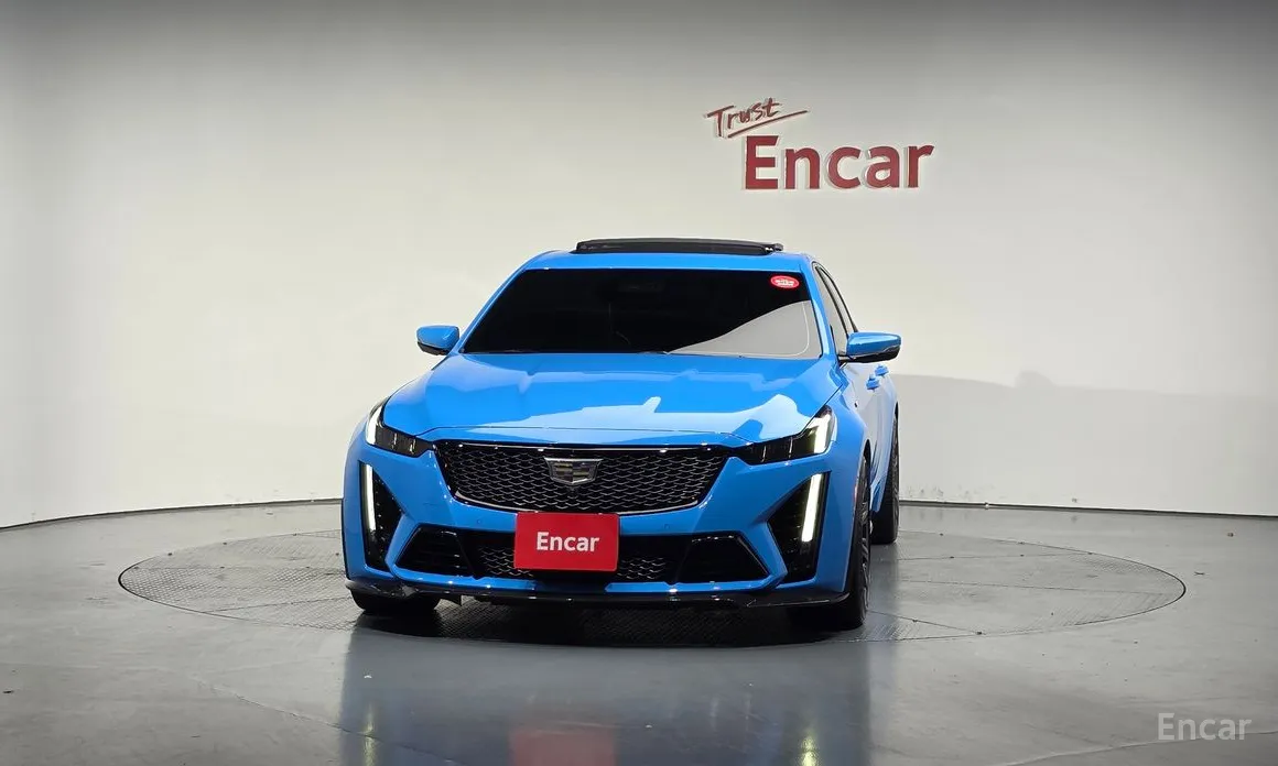 Фото 3 - Cadillac CT5-V