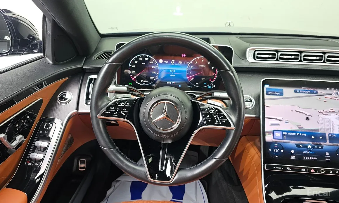 Фото 14 - Mercedes-Benz S-Class