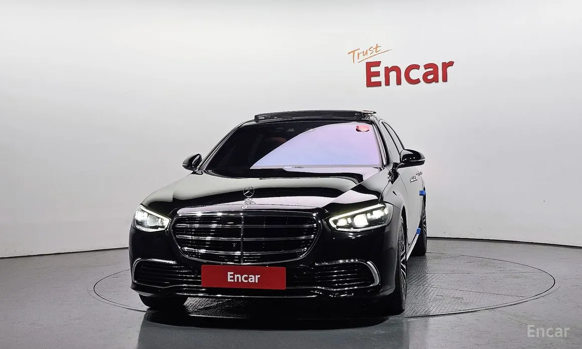 Фото 3 - Mercedes-Benz S-Class