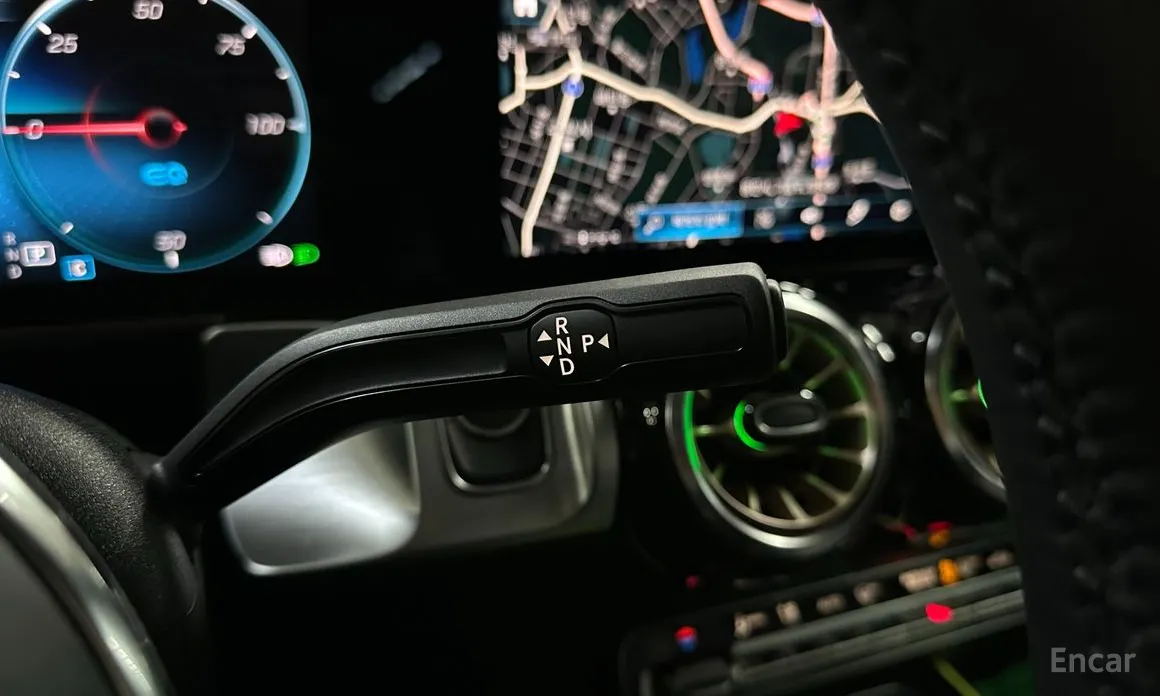 Фото 9 - Mercedes-Benz EQB