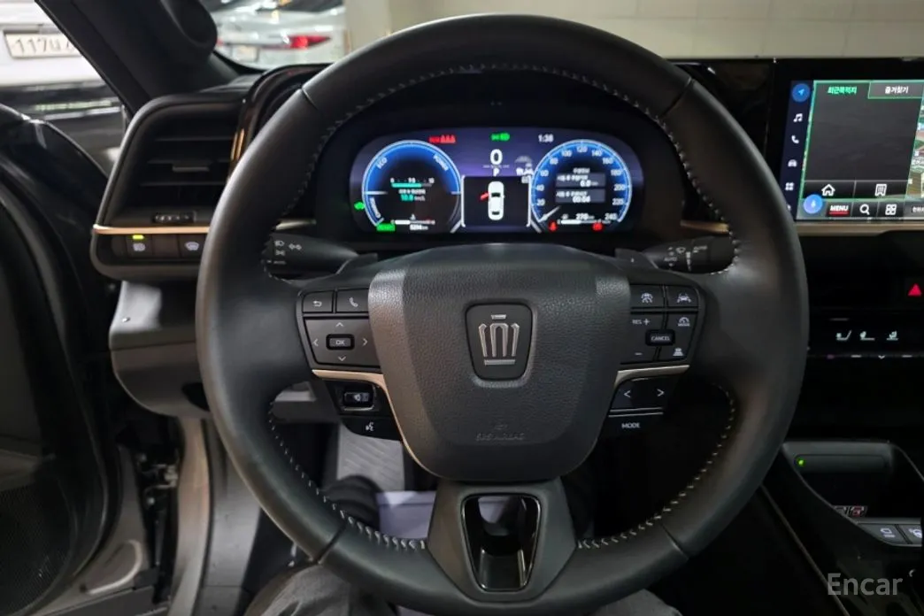 Фото 14 - Toyota Crown