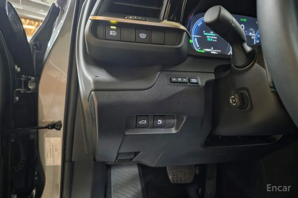 Фото 15 - Toyota Crown