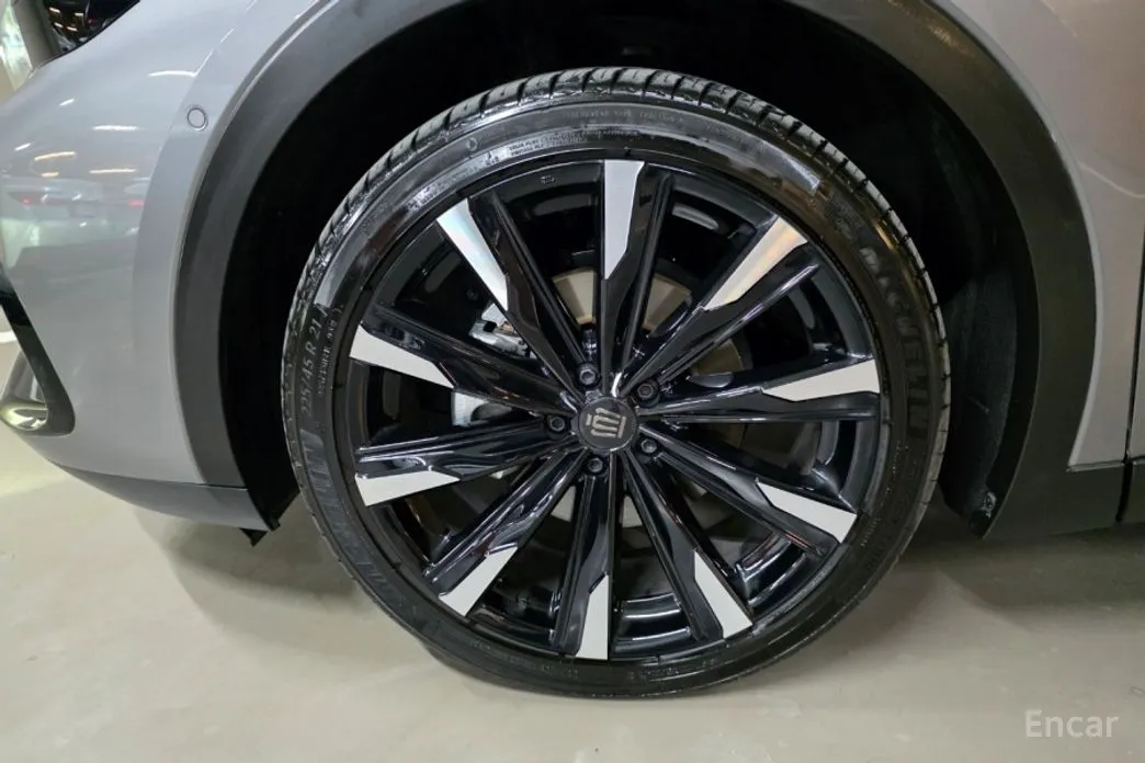 Фото 8 - Toyota Crown