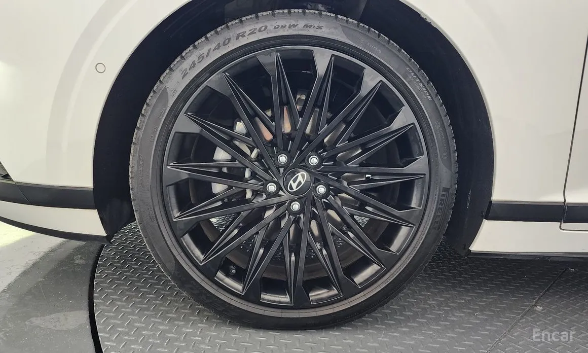 Photo 5 - Hyundai Grandeur