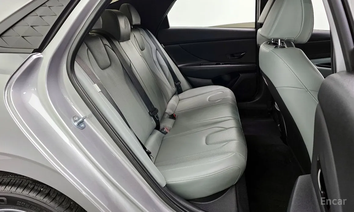 Фото 12 - Hyundai Avante