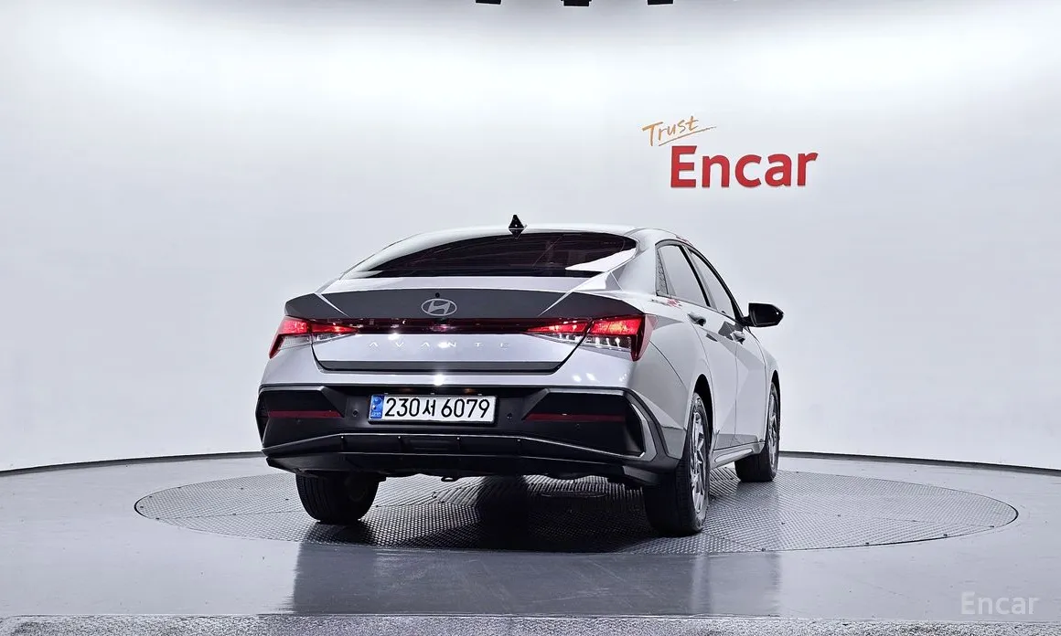 Фото 4 - Hyundai Avante