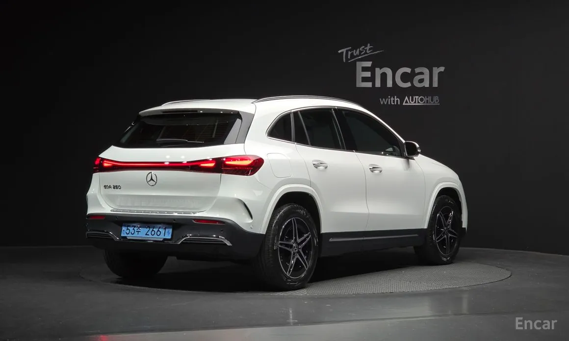 Фото 2 - Mercedes-Benz EQA