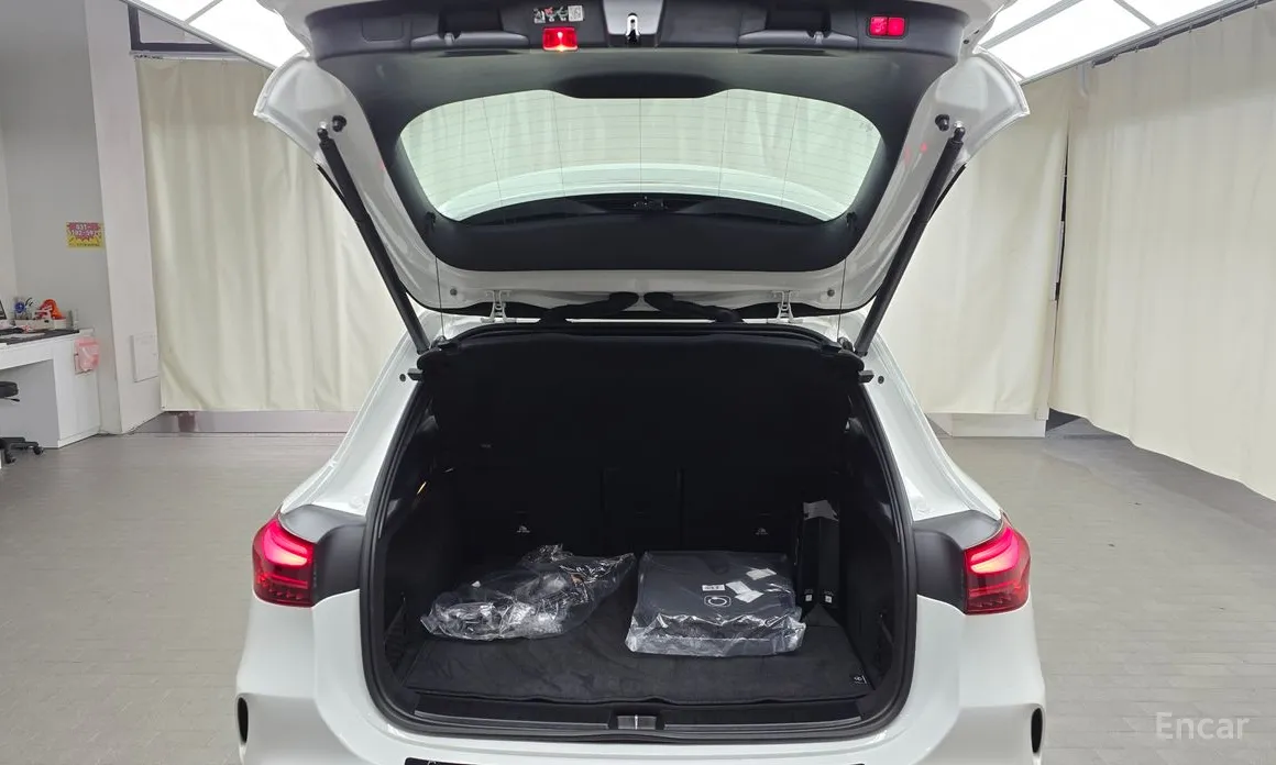 Фото 20 - Mercedes-Benz EQA