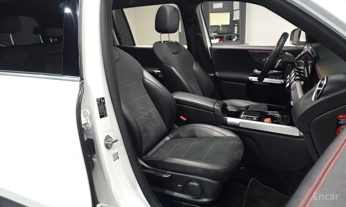 Mercedes-Benz GLB-Class 2020 GLB250 4MATIC