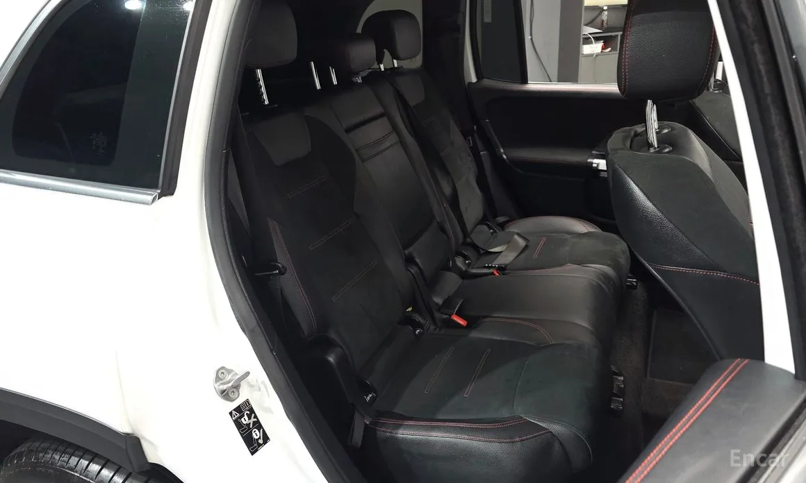 Mercedes-Benz GLB-Class 2020 GLB250 4MATIC