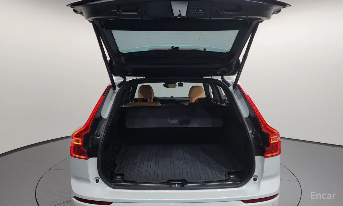 Фото 20 - Volvo XC60