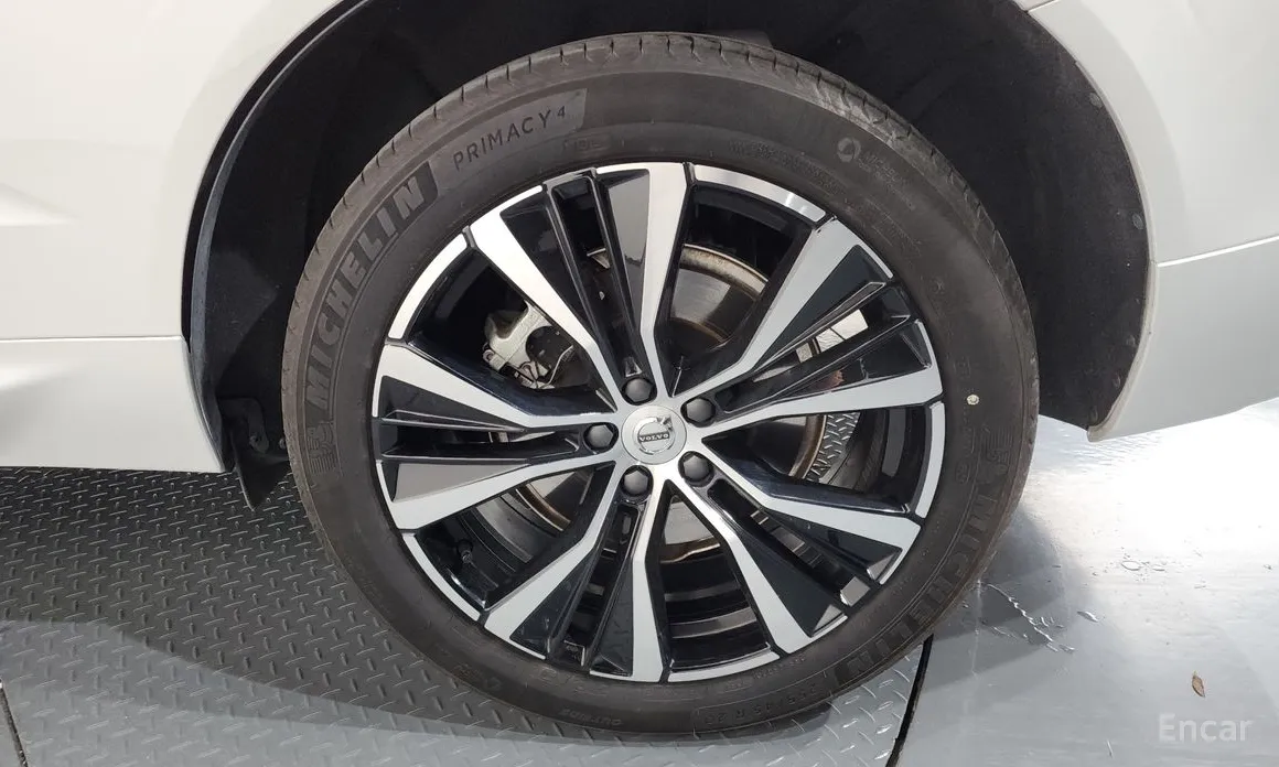 Фото 5 - Volvo XC60