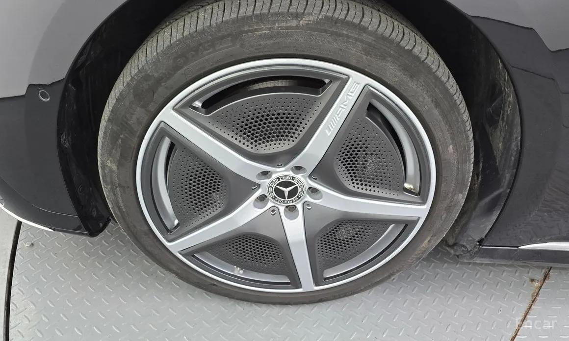 Фото 5 - Mercedes-Benz EQE