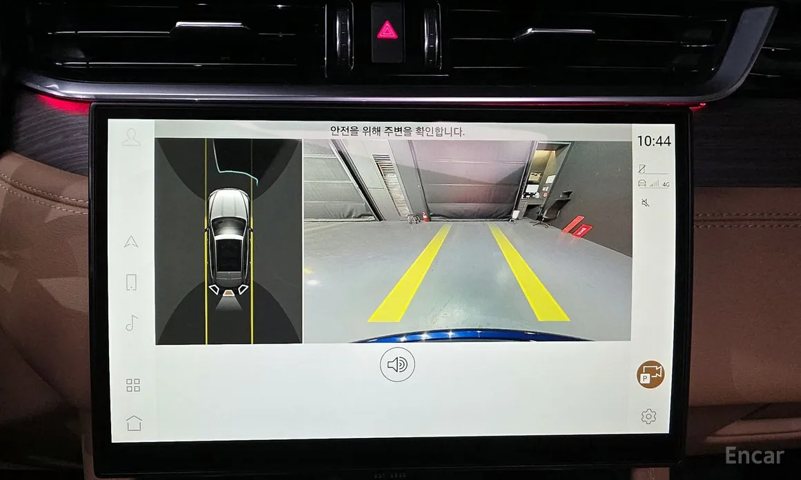 Фото 15 - Jaguar F-Pace