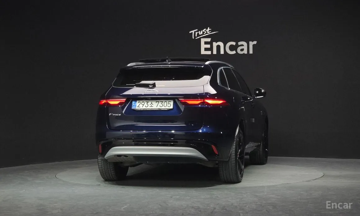 Фото 4 - Jaguar F-Pace