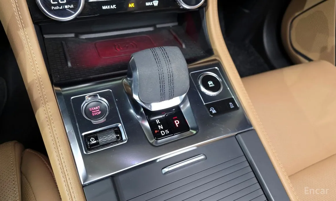 Фото 9 - Jaguar F-Pace