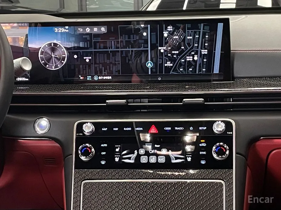 Фото 13 - Genesis GV80