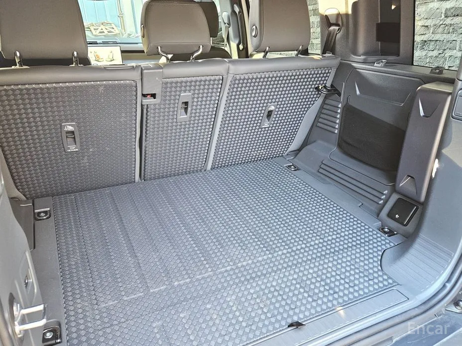 Фото 19 - Land Rover Defender