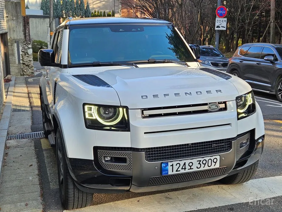 Фото 3 - Land Rover Defender