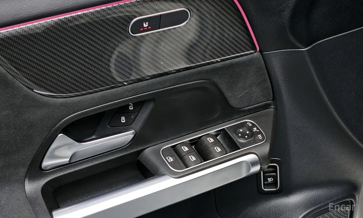 Фото 17 - Mercedes-Benz GLB-Class