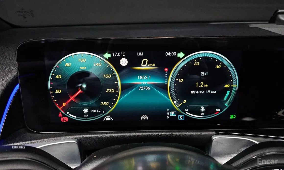 Фото 8 - Mercedes-Benz GLB-Class